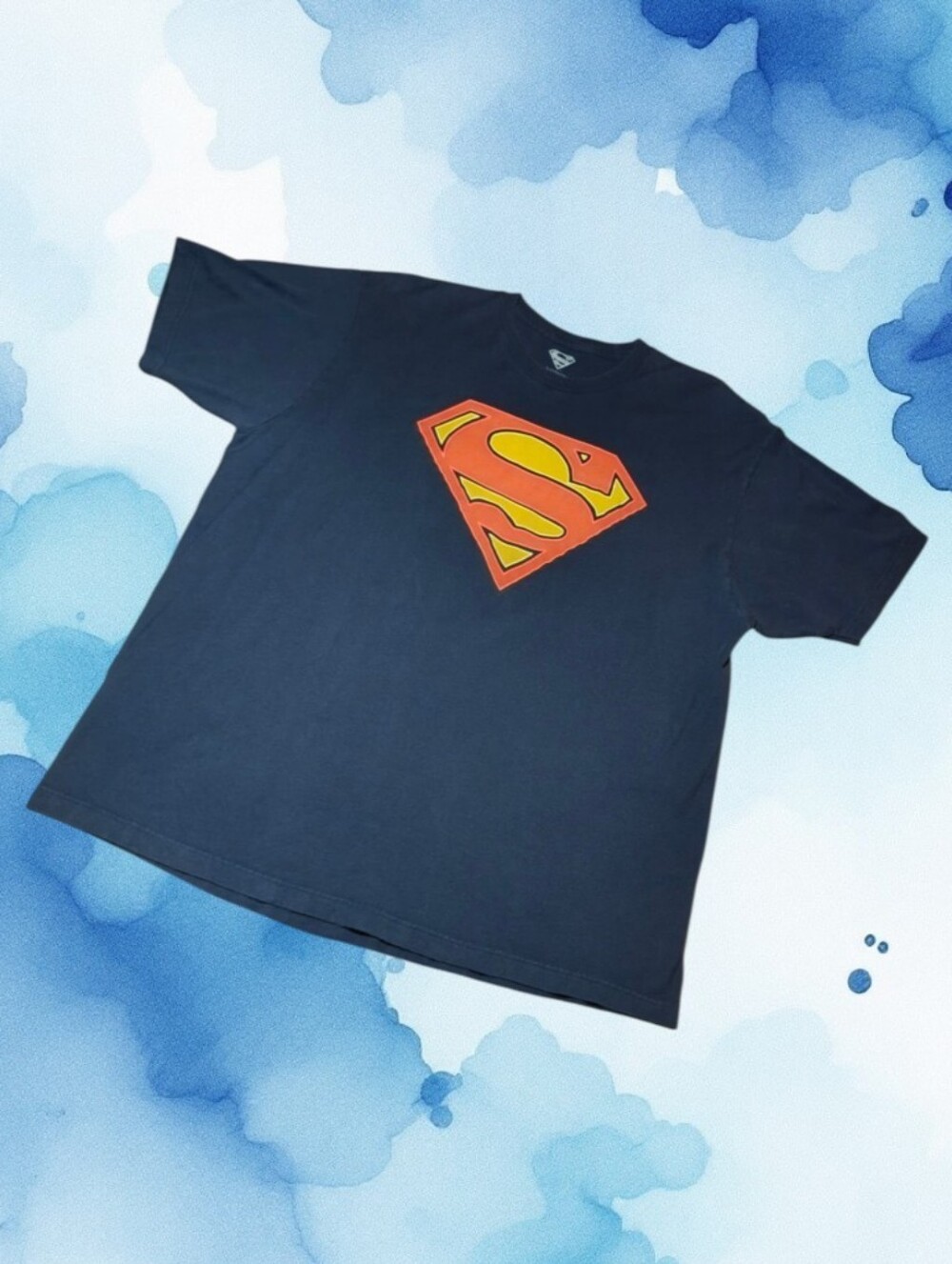 Classic Unisex DC COMICS Superman Graphic T-Shirt